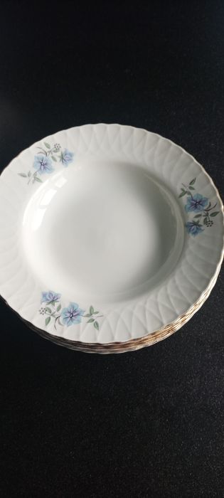 Български порцелан на Изида