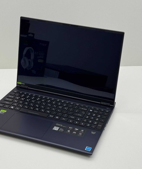 ACER PREDATOR 16S Ultra 9-275HX/32GB DDR5/1TB SSD/16 wqxga OLED 240hz