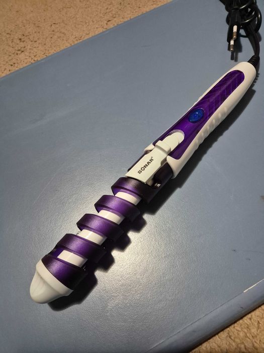 Ondulator de păr ceramic spiralat Sonar, nou