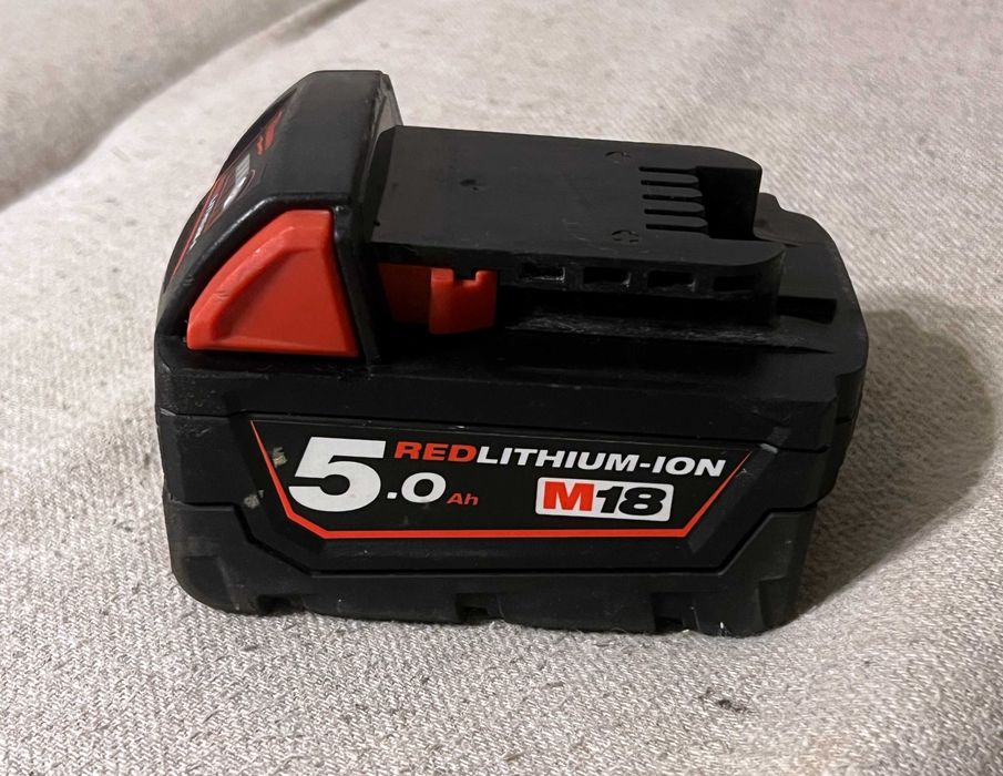 Baterie Milwaukee M18 5.0Ah RedLithium-Ion originala