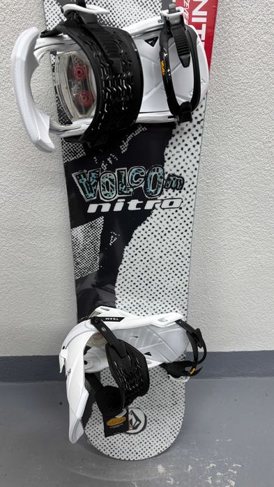 placa noua snowboard nitro alternator x volcom L162cm
