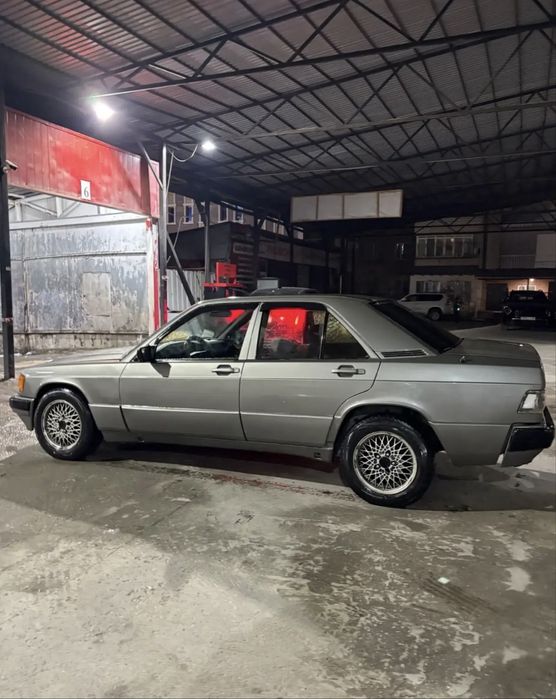 mercedes benz 190 2л автомат