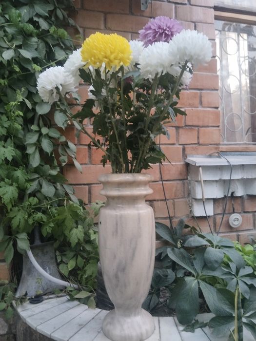 Продается мраморная ваза!