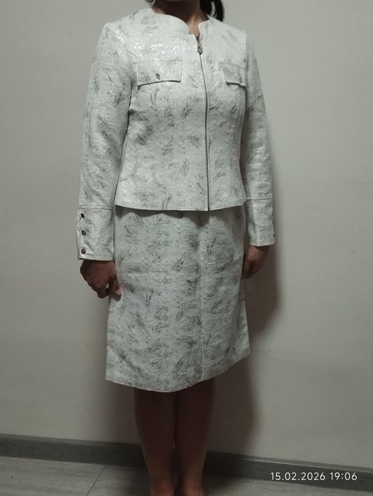 Қизлар ва келинлар учун либослар