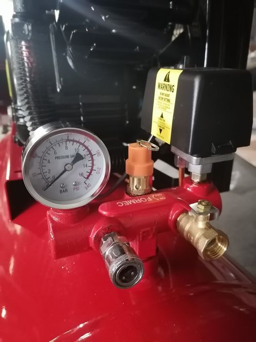 Компресор 300 литра НОВ