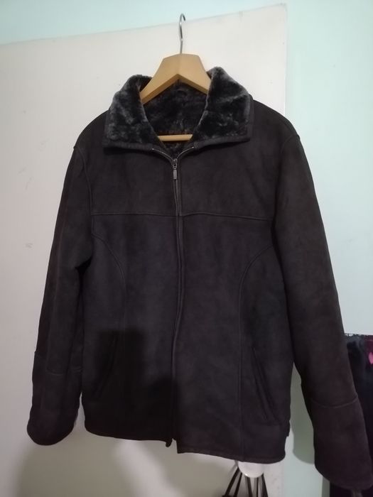 Продам кожаную куртку.