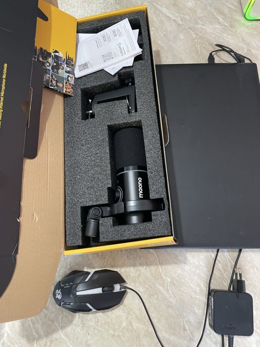 Maono PD200X микрофон