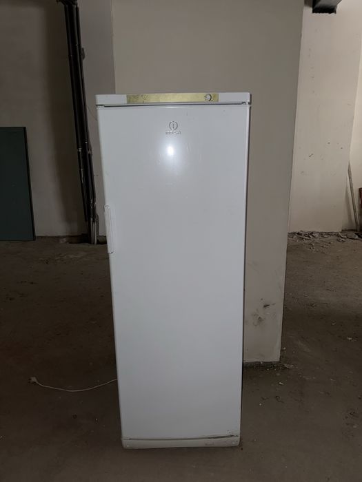 Морозильник indesit