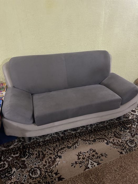 Продам диван в отличном состоянии