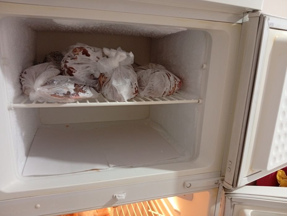 Продам холодильник