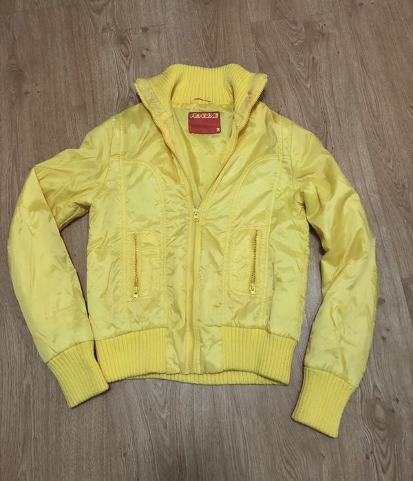 Дамско яке Fishbone