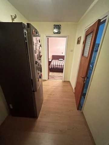 Vanzare Apt 3 camere,parter ,decomandat,bloc 4 etaje,sector 4, 10 min Dr Gazarului sau 5 min str Straja(linii RATB)