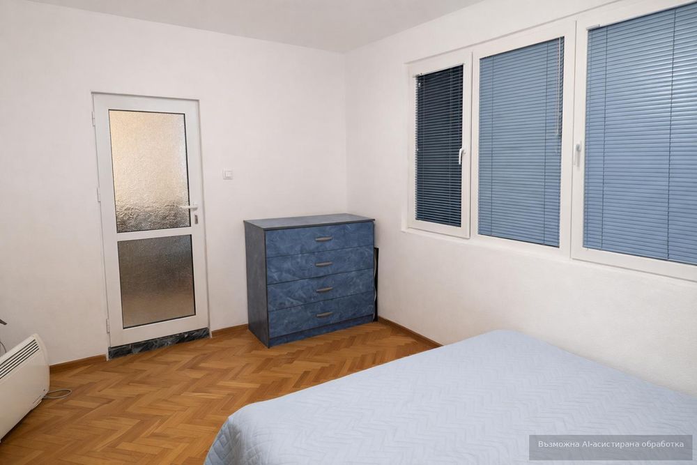 Дава се под наем Тристаен апартамент в Пловдив, Кючук Париж - 72 кв.м за 500 € - Снимка #3