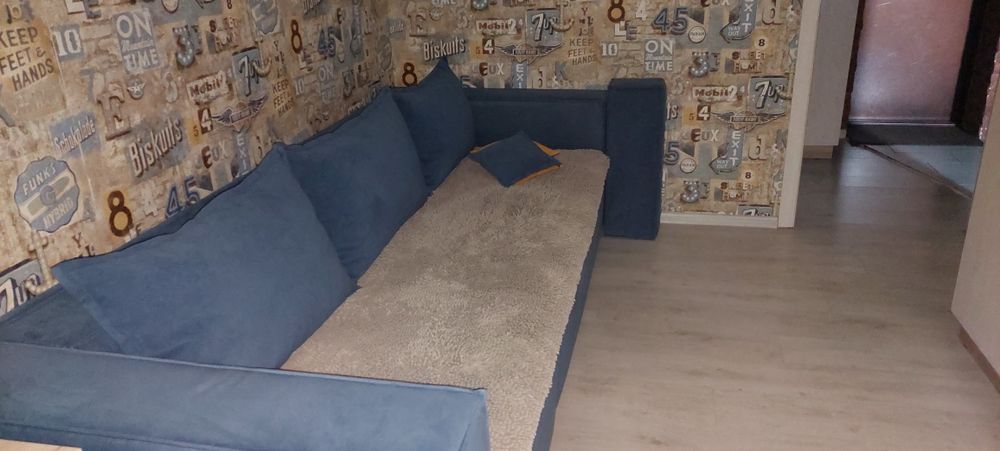 Продам диван б/у