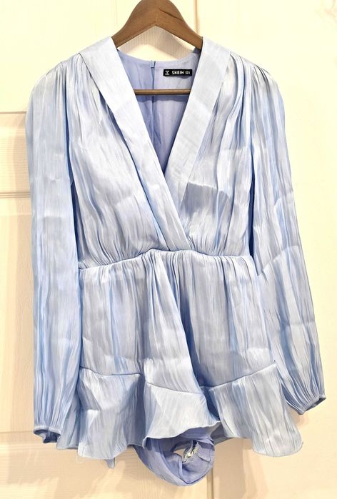 Rochie eleganta tip salopeta, cu volane