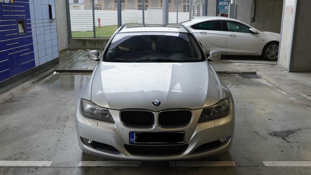 BMW Seria 320 xDrive 2011 | Webasto | Panoramic | Proprietar