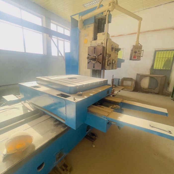 Расточной станок 2А622-1