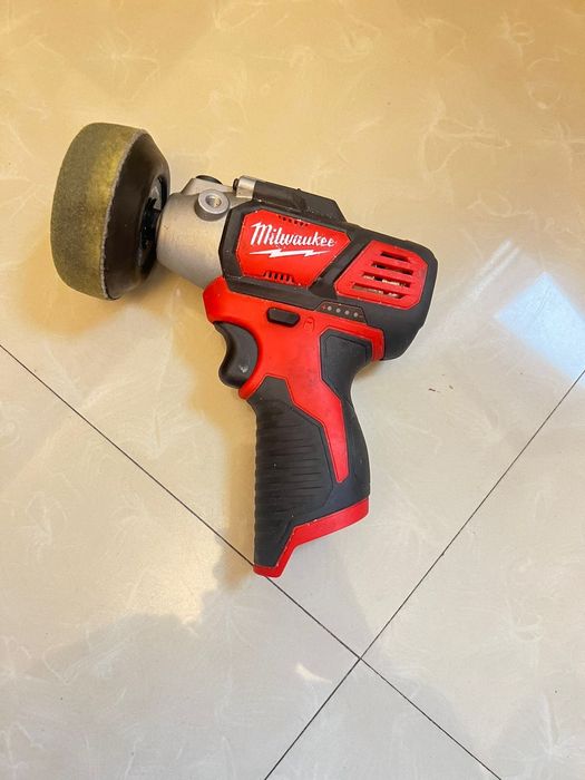 Milwaukee corp Mașina polish  M12™