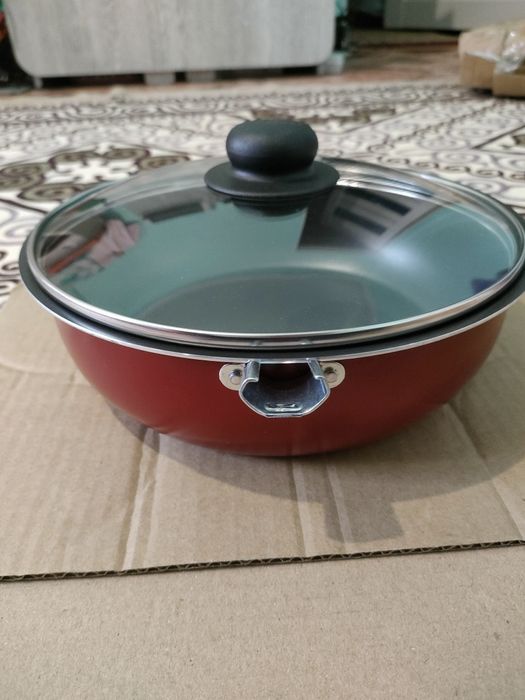 Одежда. Куртка. Кроссовки