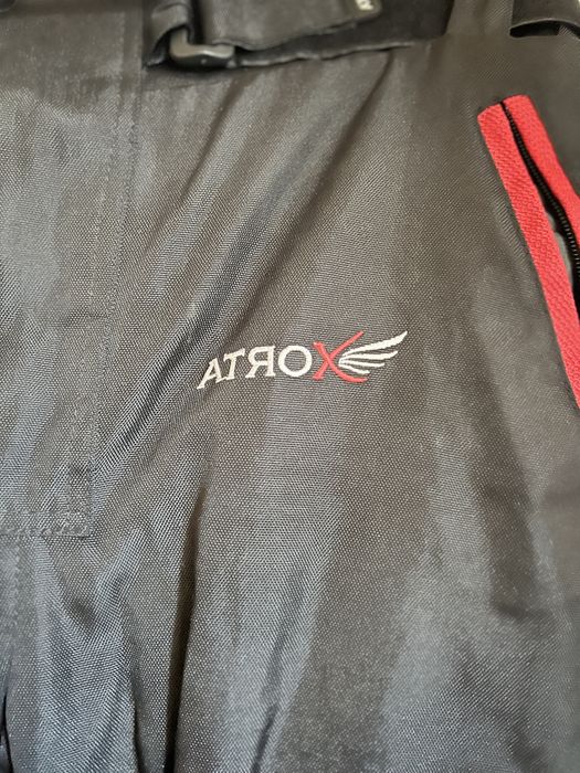 Pantaloni pentru Moto