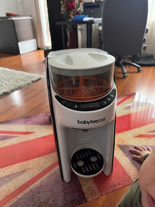 Aparat de lapte baby brrezza