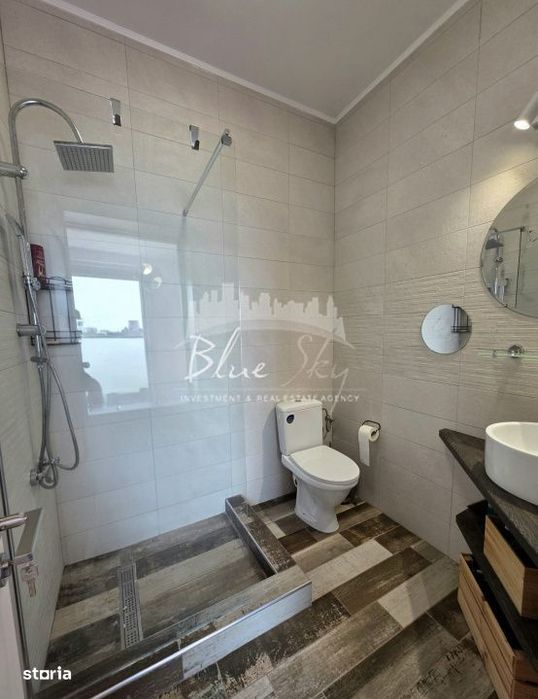 Apartament exclusivist in vila cu vedere frontala la lac si ponton