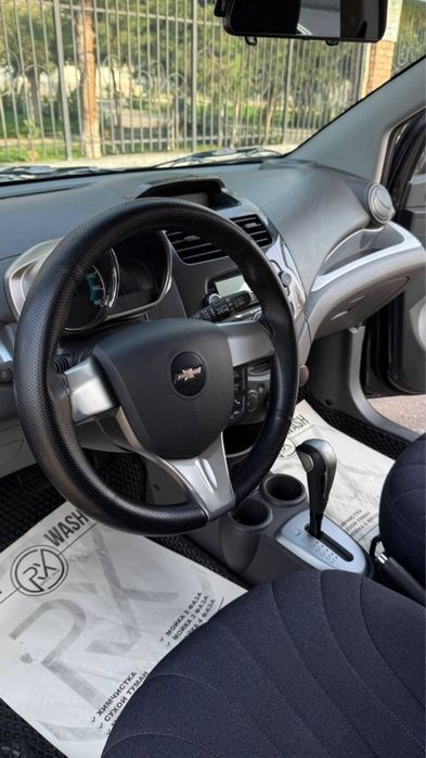 Спарк в отл состоянии, первые руки