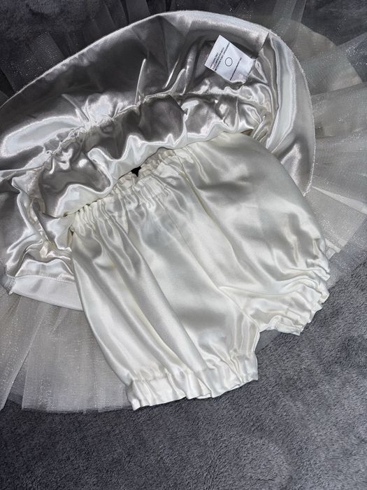 Официална рокля за момиче 12м.