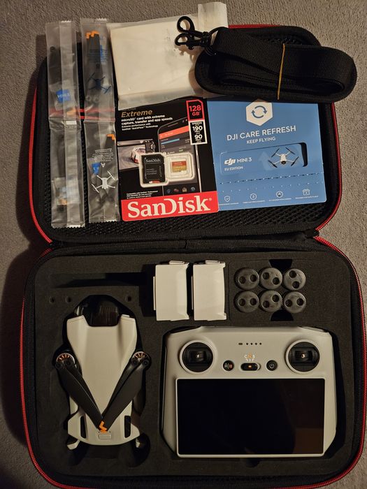Vând Dronă Dji Mini 3/Telecomandă Dji  RC RM 330