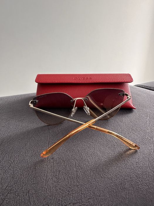 Слънчеви очила Guess