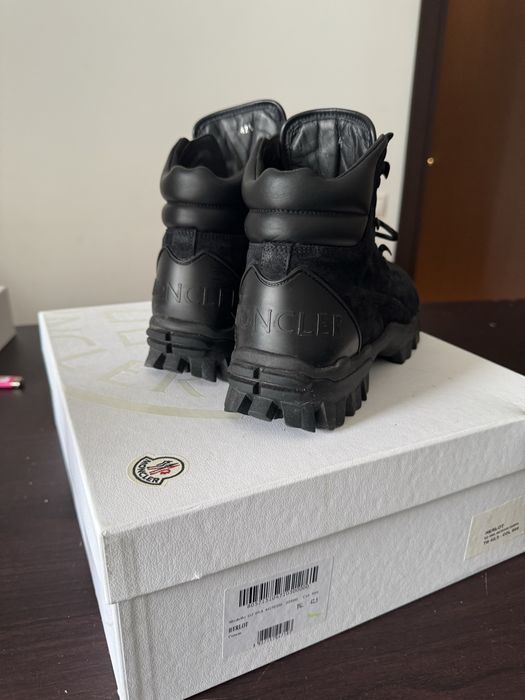 Bocanci incaltaminte Moncler