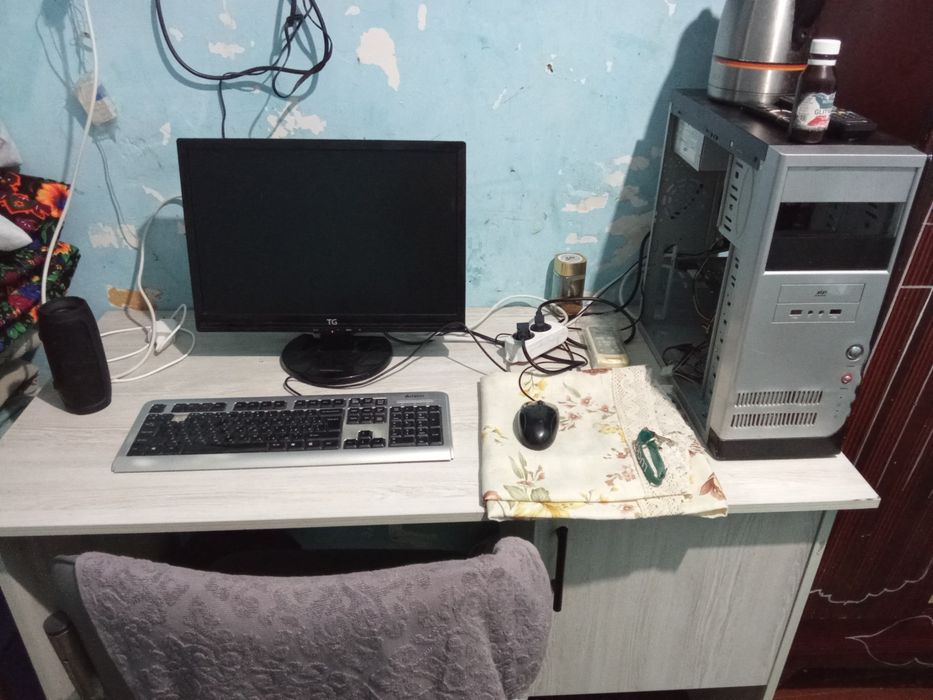 Прадаются Компютер б/у пнт 2