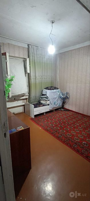 Zudlik bilan kvartira sotiladi. Срочно продается квартира