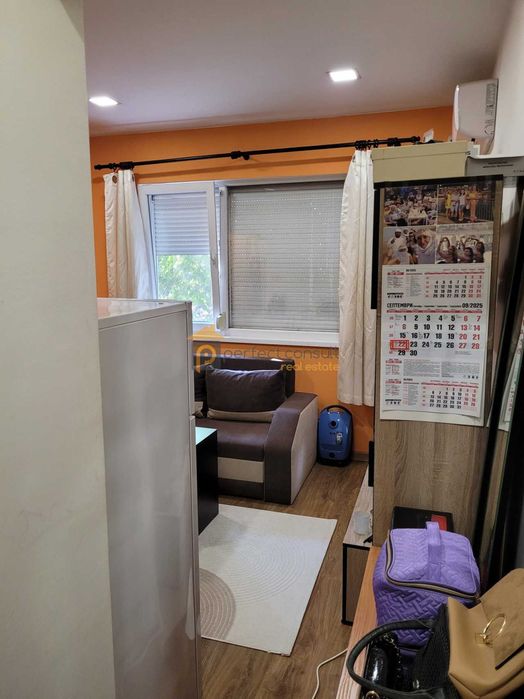 Продава се Едностаен апартамент в Пловдив, Изгрев - 25 кв.м за 1860 €/кв.м - Снимка #2