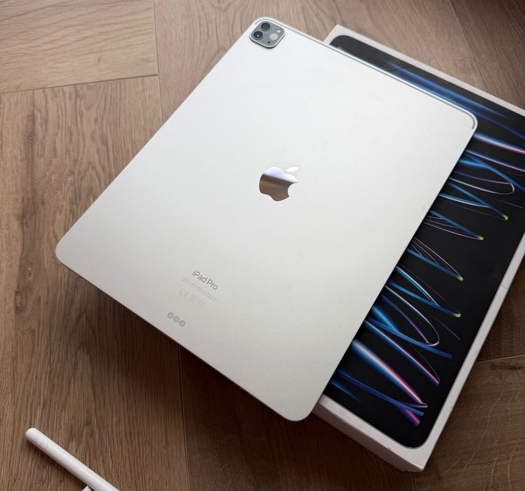 APPLE IPAD PRO 256GB 12.9INCH WI-FI 6th GENERATION + APPLE PEN PRO + CASE