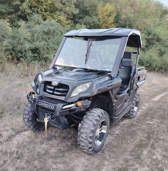 Vând buggy Cf Moto Uforce 800
