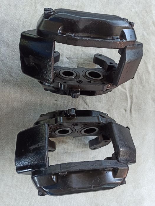 Спирачни апарати BREMBO Мерцедес, спирачни дискове перфорирани