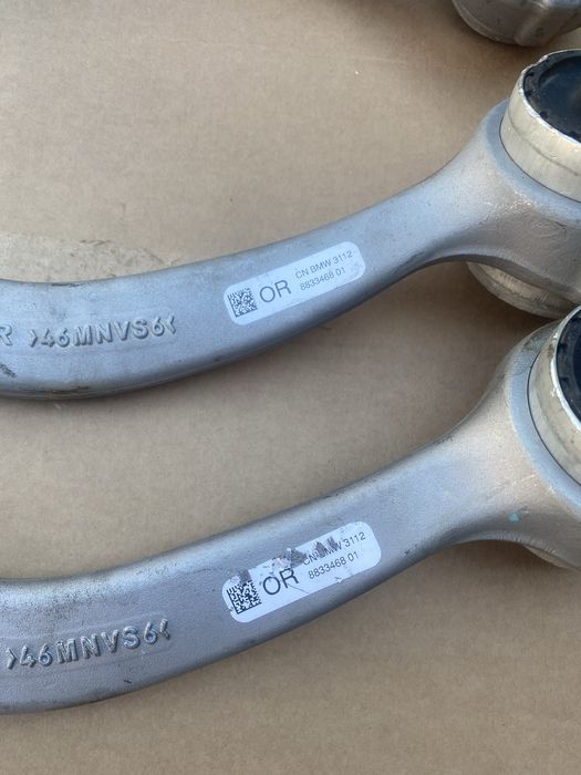 Brate BMW X6 G06 X5 G05 X7 G07 cod 8833468