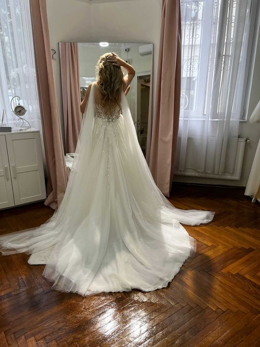 Rochie de mireasa La Novia, marimea 36-38 (S-M)