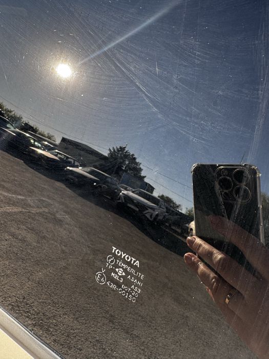 Продам Toyota Hilux Surf