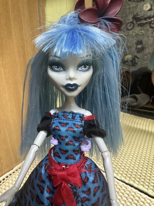 Продам куклу  монстр хай!