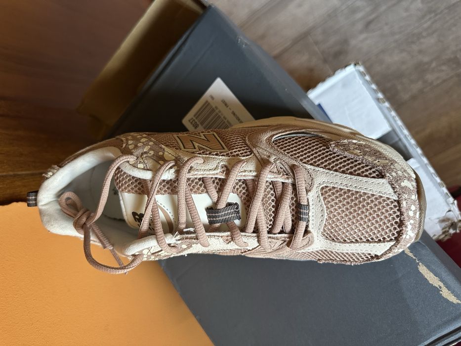 New balance маратонки