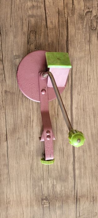 Метални ретро мелачки