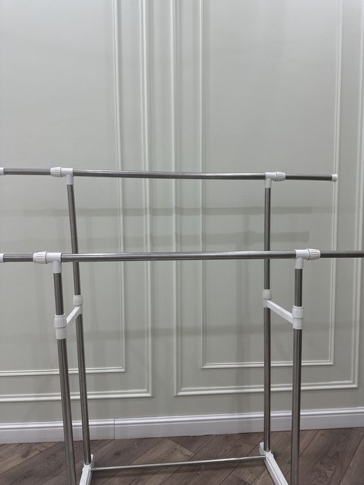 продается вешалка