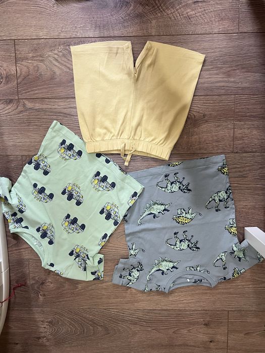 Тениски и блузки с дълъг и къс ръкава92,98р