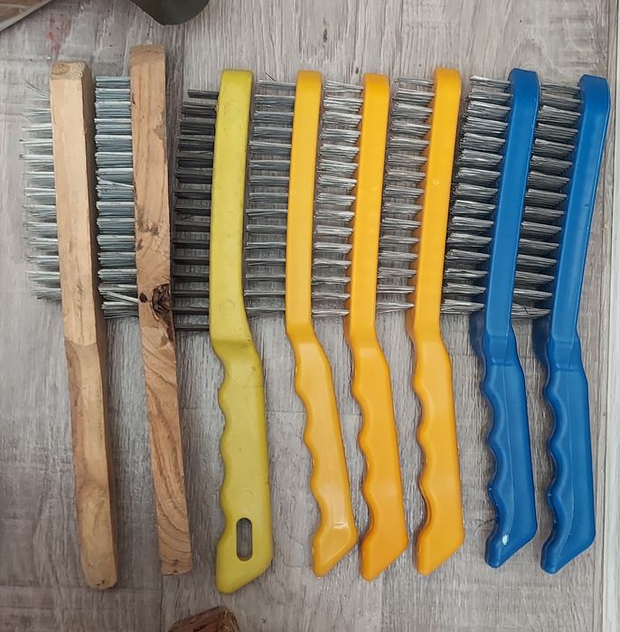 Щетка металлическая