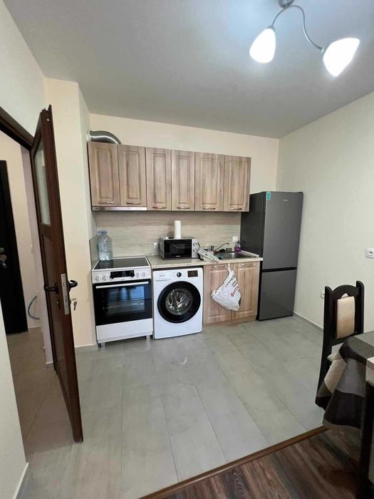 Дава се под наем Двустаен апартамент в София, Център - 70 кв.м за 700 € - Снимка #3