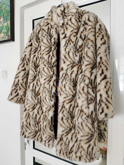 Дамско палто ново