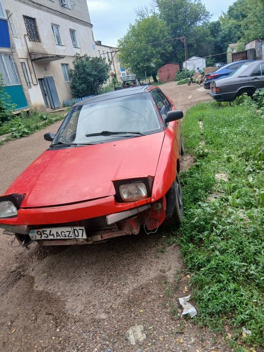Мазда 323 продам