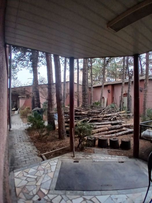 ПРОДАЁТСЯ Дом м. Пушкина ремонт, место подходит под Гостиницу!